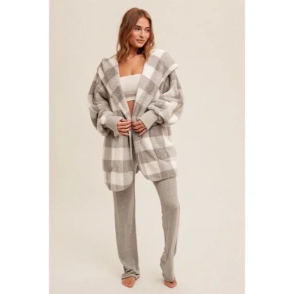 Gray & White Check Checkered Print Soft Sherpa Hoodie Cardigan - Picture 7 of 8